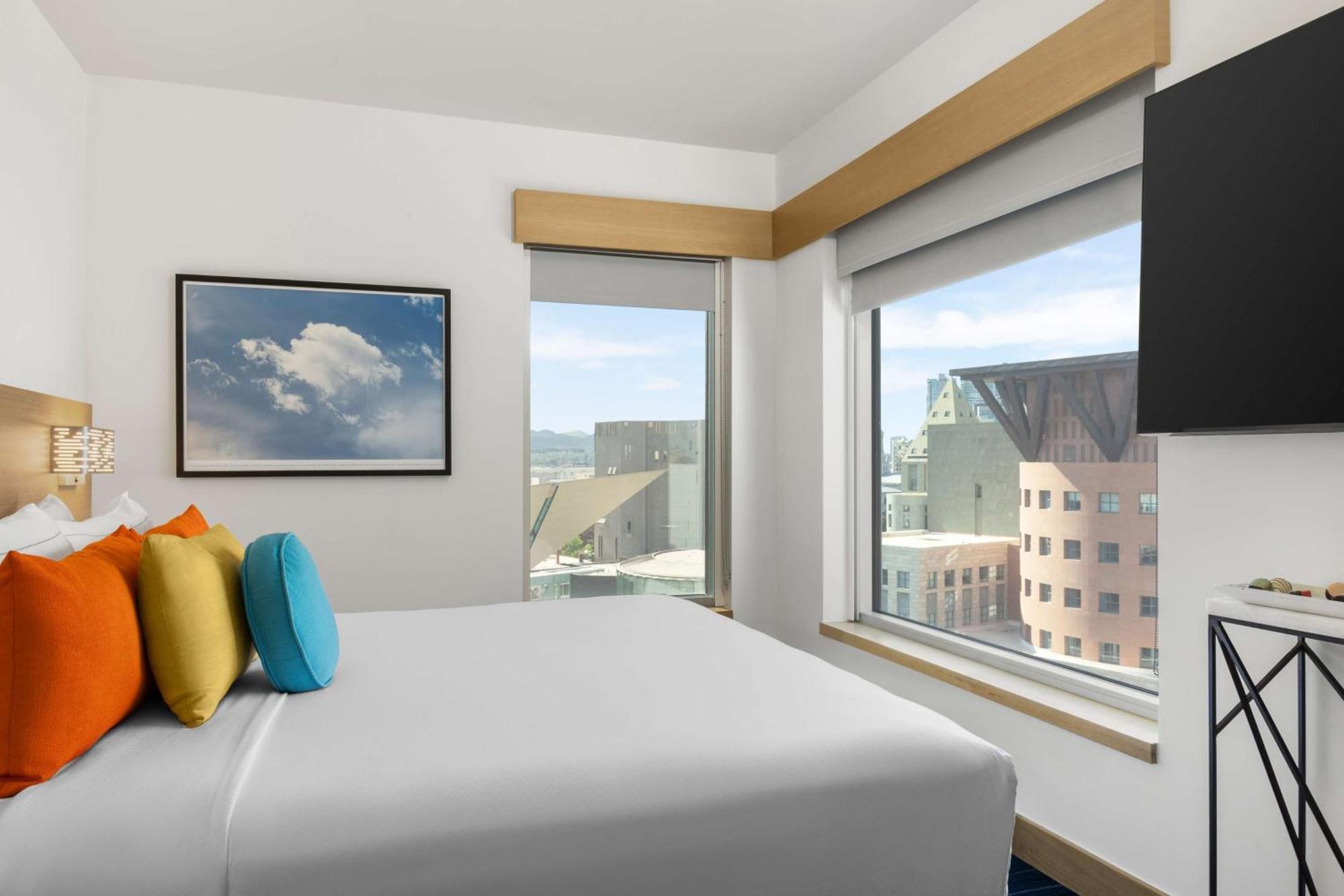 The Art Hotel Denver, Curio Collection By Hilton Exterior foto